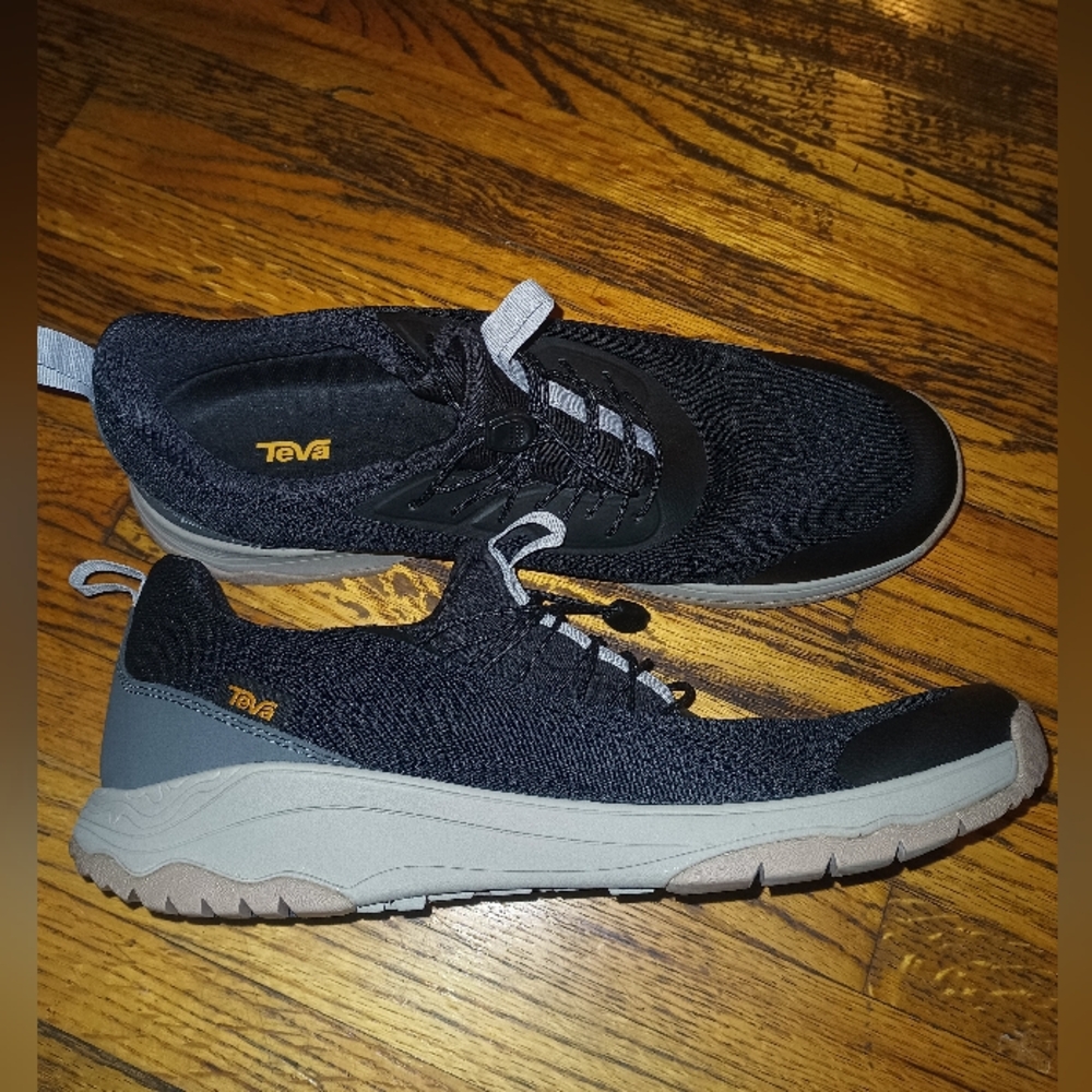 Teva Men's Gateway Swift, Black Color Size 12 - image 1